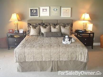 Master Bedroom
						:
						Vaulted Ceilings & Deck Access
Walk-in Closet