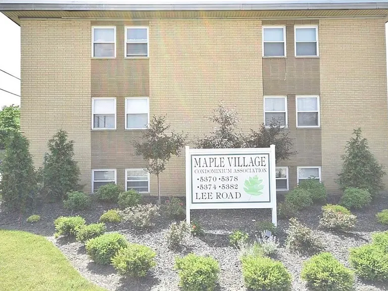 5382 Lee Rd #101 — Photo 9