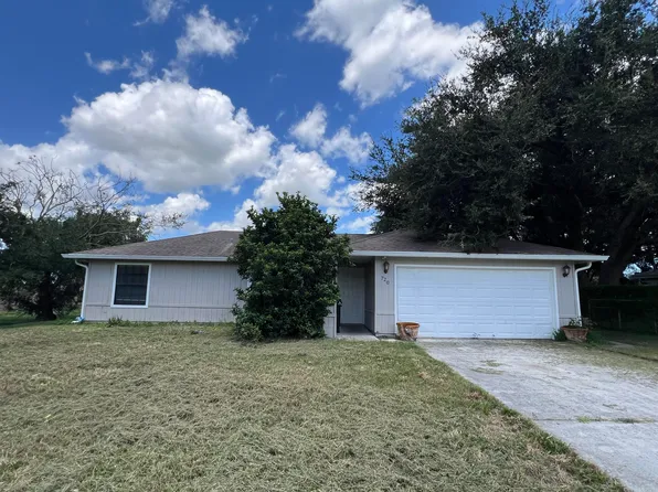 720 3rd St SW, Vero Beach, FL 32962
