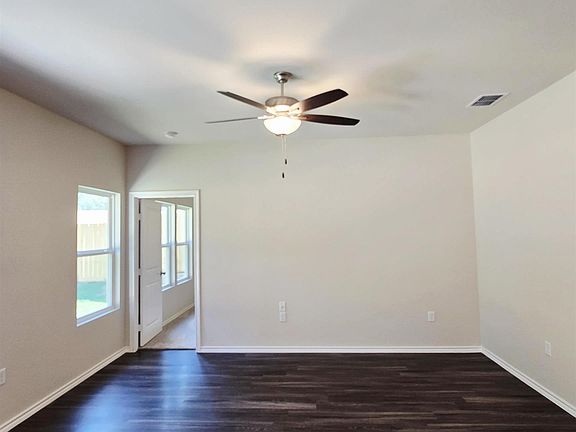 5th image of 3108 Mesa Dr