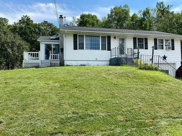 73 Sunset Dr, Millinocket, ME 04462
