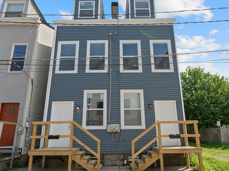 1 Rickenbach St #2