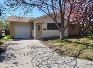110 Lummis Ct, Cheyenne, WY 82007