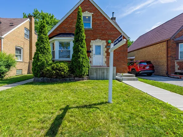 3923 W 83rd Pl, Chicago, IL 60652