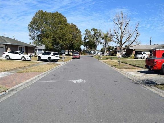 4th image of 1737 Guldahl Dr