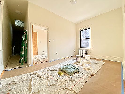 2nd image of 1325 Pacific St APT 3