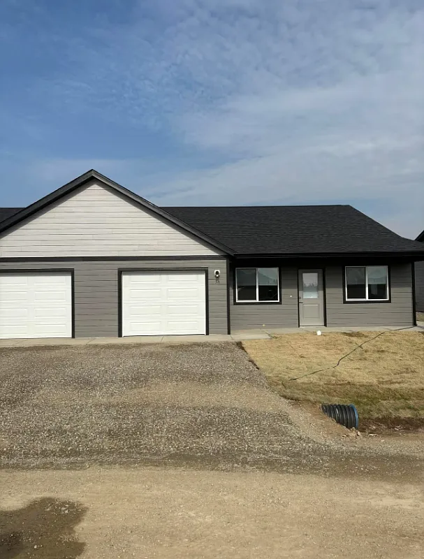 Building Photo - 36 W Hauser Rd #1