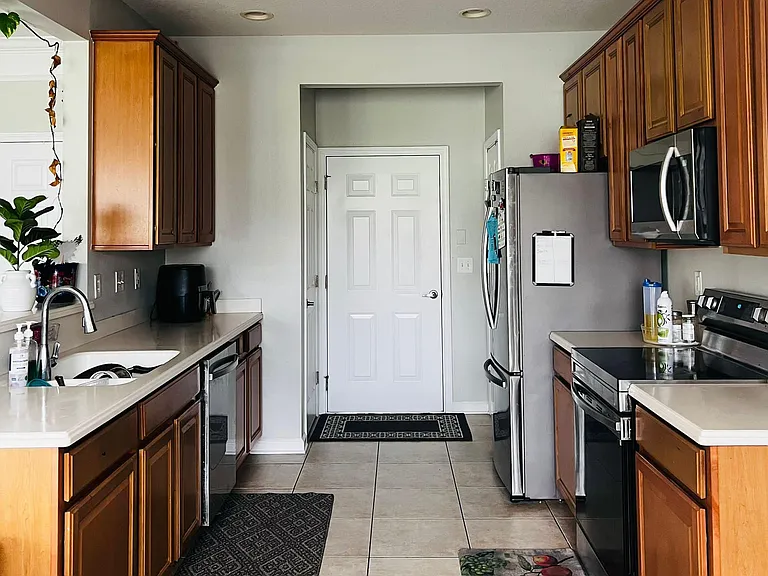 11118 Fallgate Point Ct — Photo 6
