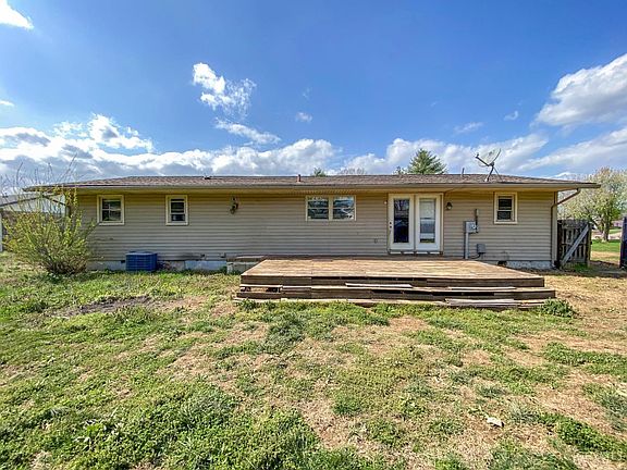 5th image of 1858 Stivers Rd