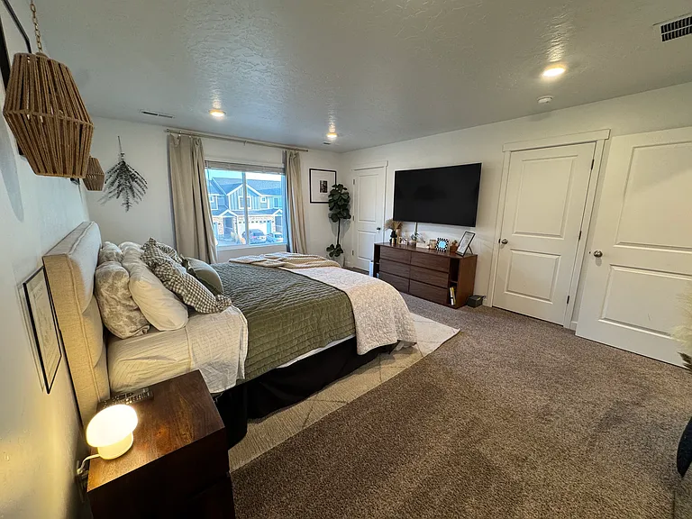 1014 W Fox Run Ave — Photo 9