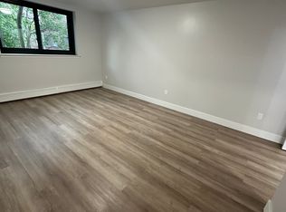 282 Collins St #205, Hartford, CT 06105