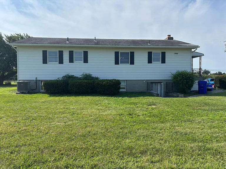 21001 Westerly Rd — Photo 2