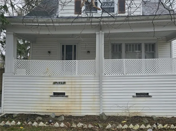 2225 South Ave, Niagara Falls, NY 14305