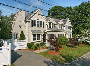 2 John St UNIT 2, Reading, MA 01867