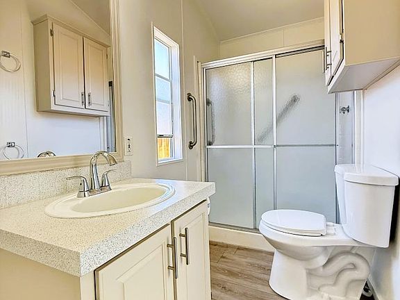 5th image of 828 Olivina Ave Space 3