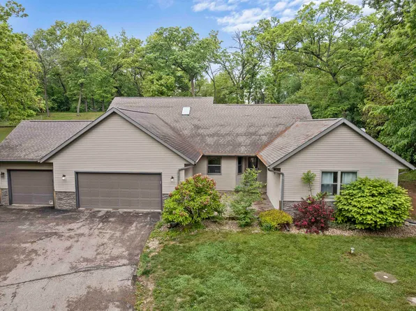 2150 E Carly Ct, Milton, WI 53563