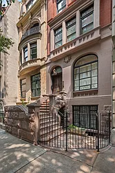 59 East 73rd Street in Lenox Hill