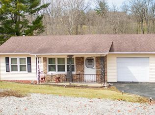 317 Riverview Dr, Marion, VA 24354