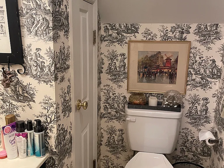 10945 Gilian Ln — Photo 24