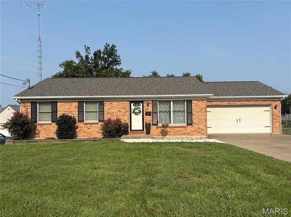 402 S Shelby St, Perryville, MO 63775