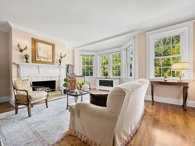 250 Commonwealth Ave APT 6, Boston, MA, 02116