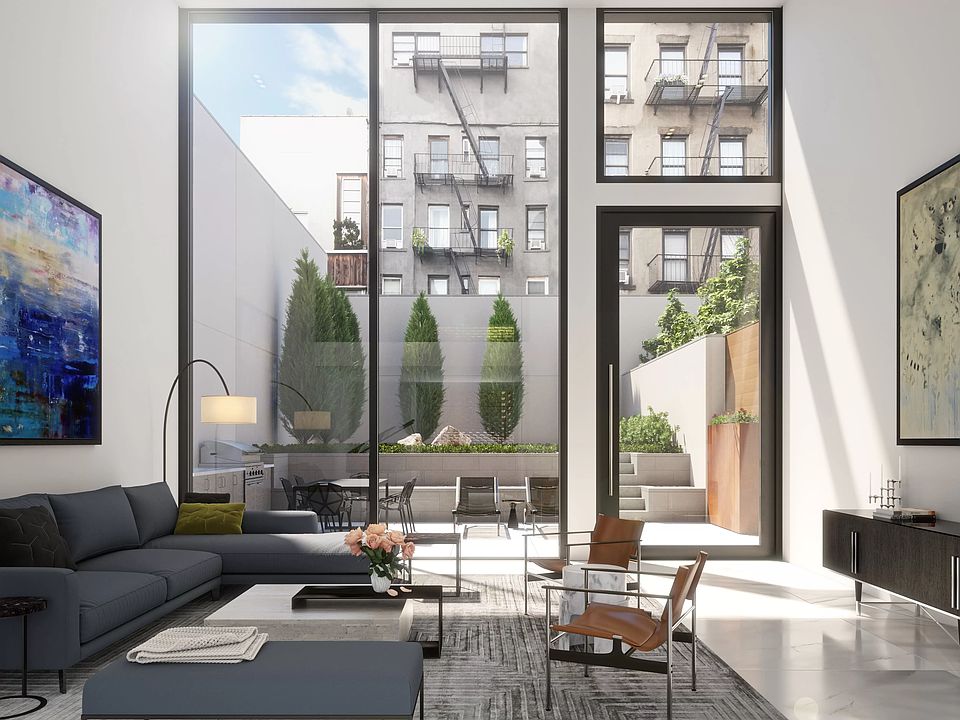 2nd image of 233 Mott St #1