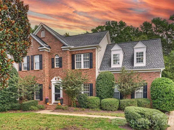 11612 Knightsdale Dr, Charlotte, NC 28277