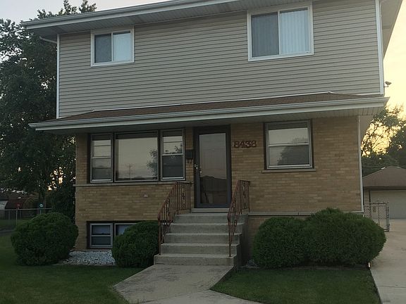2nd image of 8438 Newland Ave