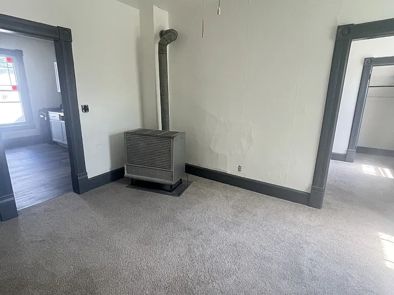615 Market St — Photo 6