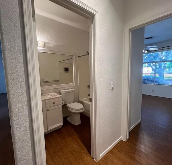 1633 E Lakeside Dr #119 — Photo 16