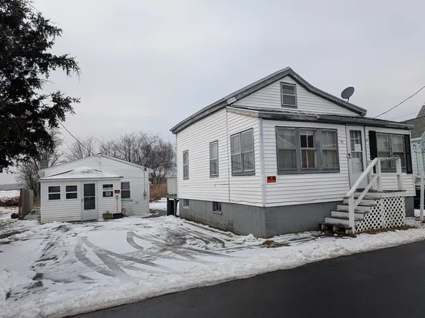 104 Cable Ave, Salisbury, MA 01952