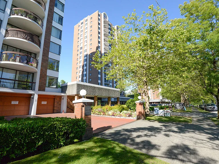 621 W 57th Ave #101 — Photo 1