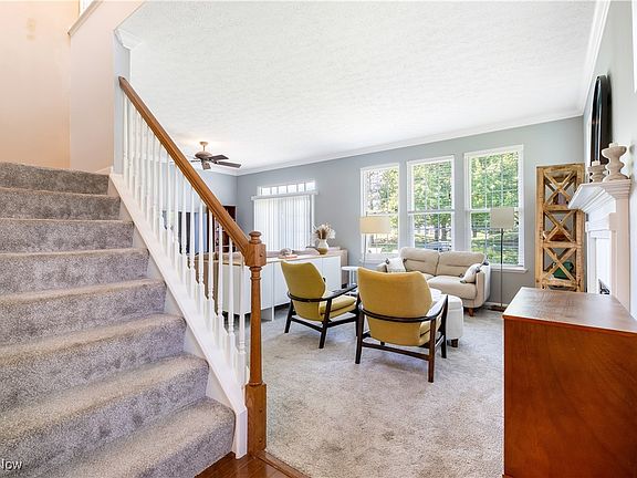 3rd image of 33252 Fairport Dr