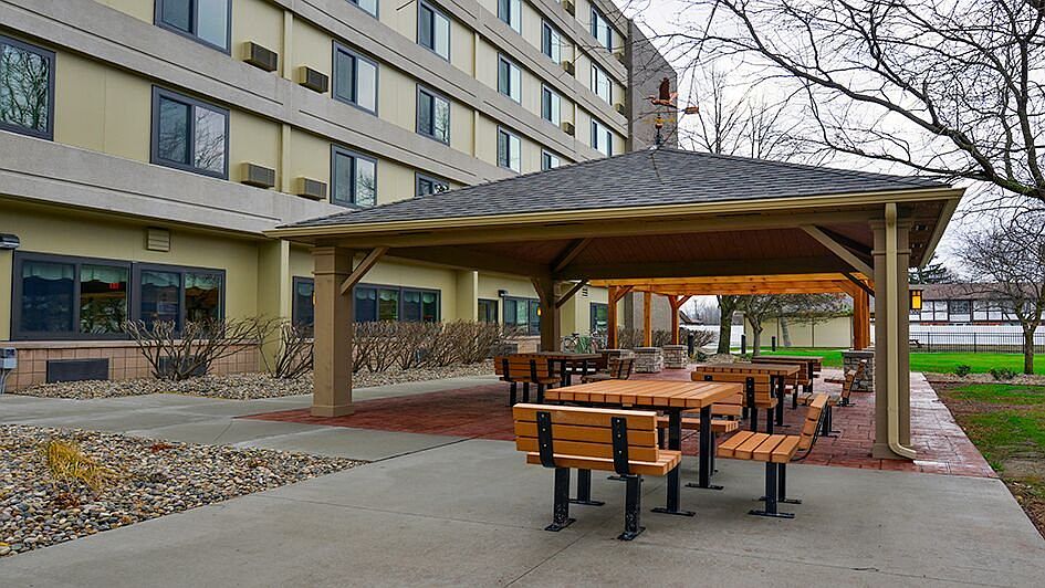 2nd image of 275 W Columbia Ave #1