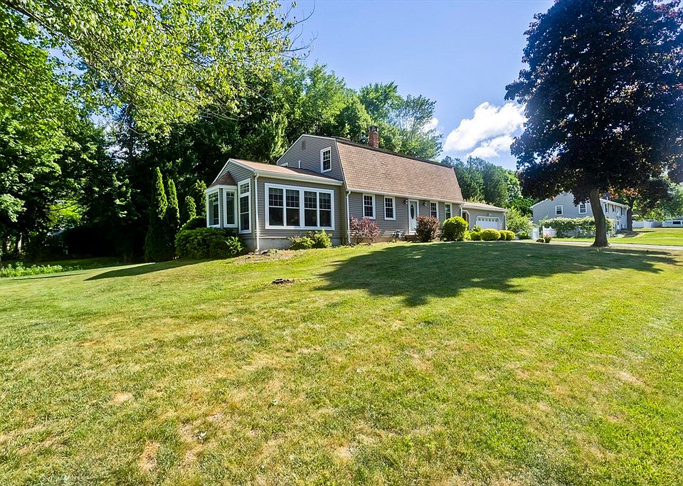 1st image of 148 Clover Hill Dr
