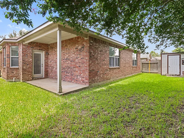 3611 Rocky Ledge Ln — Photo 28