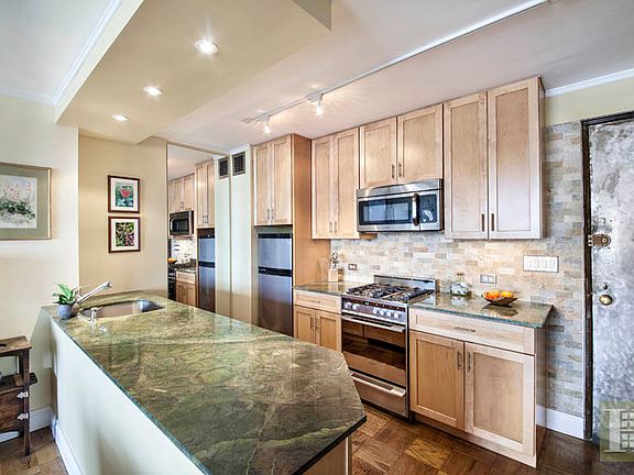 3rd image of 77 7th Ave APT 16J