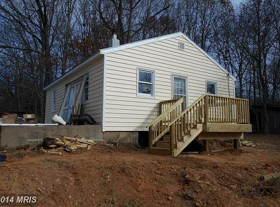 2nd image of 10498 Lanes Farm Ln