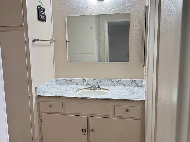 16941 Green Ln #10 — Photo 14