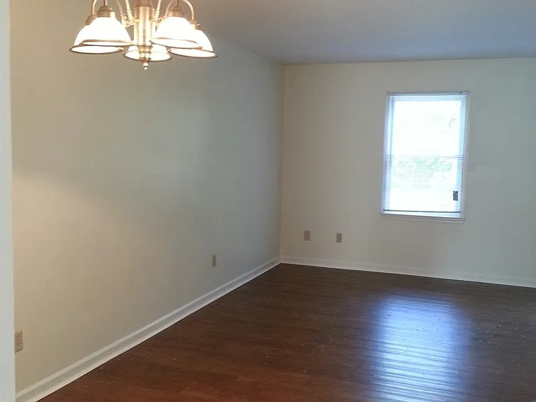115 Mill Lane Rd — Photo 2