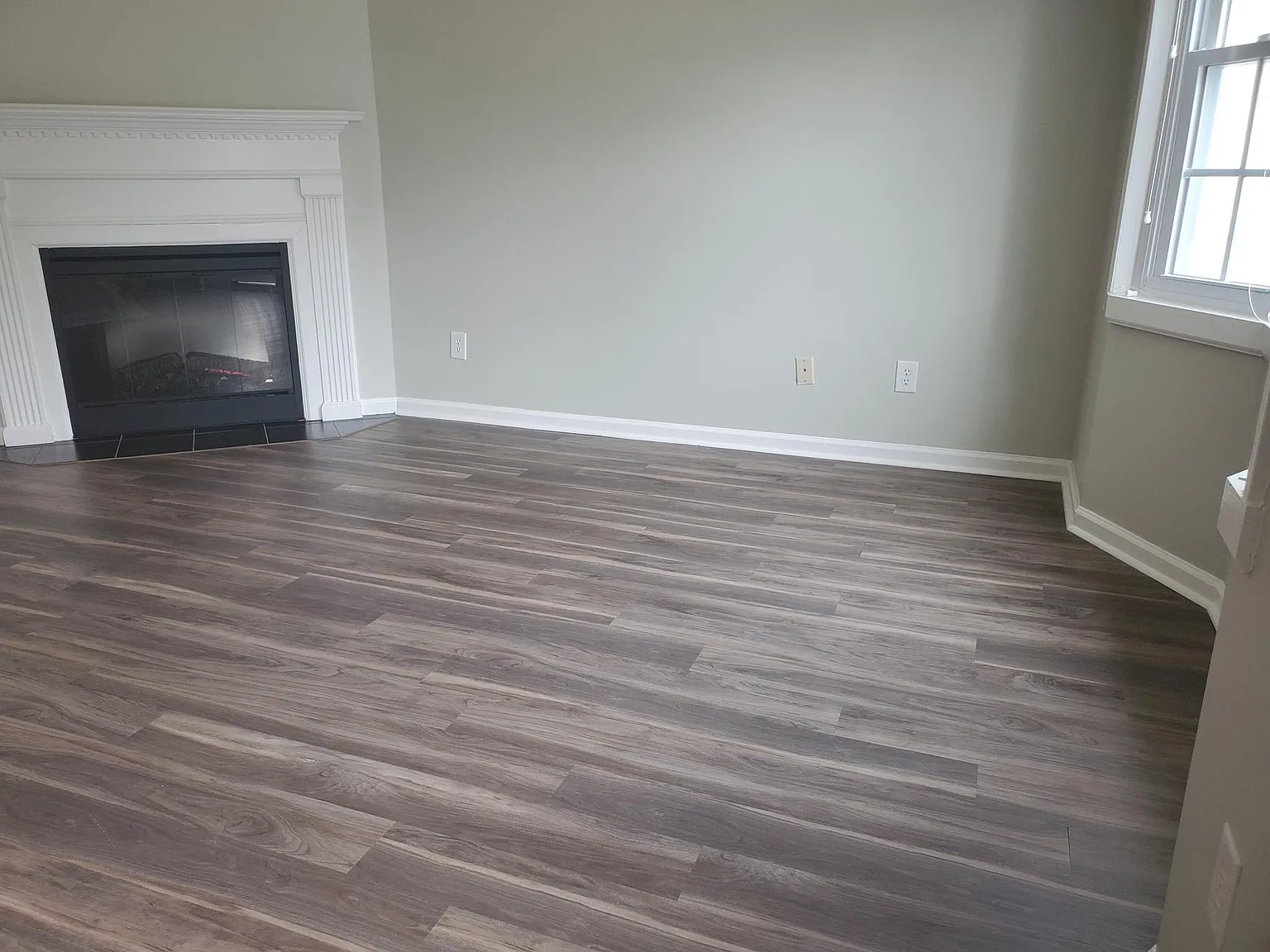 2 bed, 1.5 bath, 1041 sqft, $1,200 — Photo 3