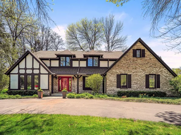 18585 Woodberry COURT, Brookfield, WI 53045