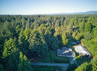 155 Tanglewood Ln, Crescent City, CA 95531
