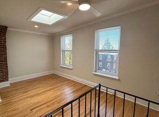 1009 S 8th St #5, Philadelphia, PA 19147