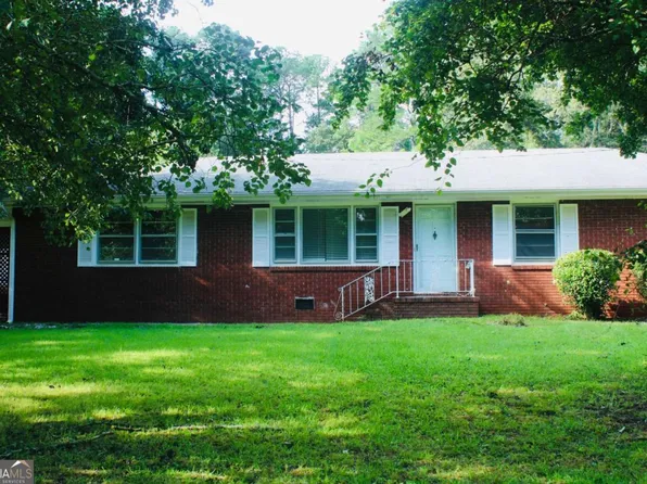 4460 Stonewall Tell Rd, Atlanta, GA 30349