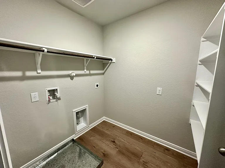 3846 Abbott Pass #102 — Photo 15