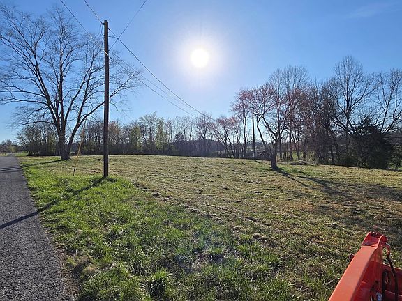 5th image of 2439 Bethany Rd