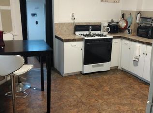 216-218 Robbins Ave, Pittsfield, MA 01201