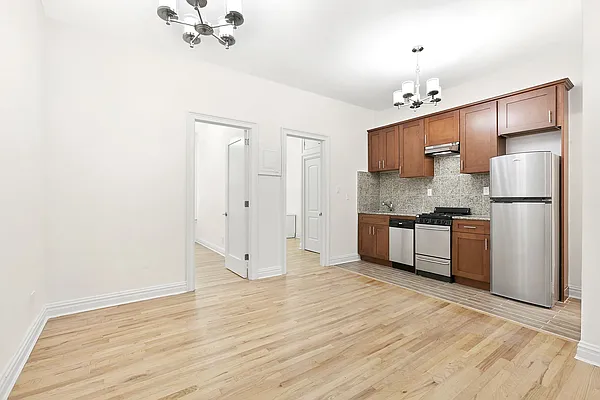 Rented by Cooper & Cooper Real Estate | media 41