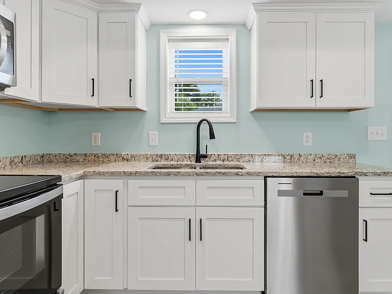 250 Meadow Dr #2 — Photo 10